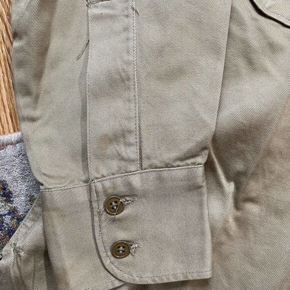 Sold  - Picture 3 of 11